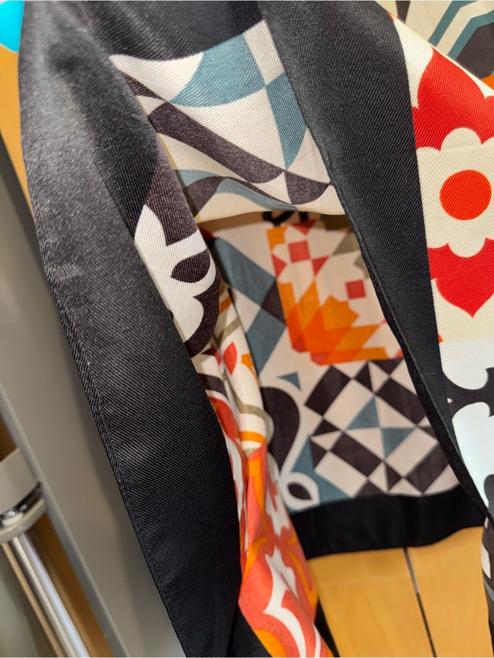 Geometric Kimono Top - NWOT - Picture 4 of 6